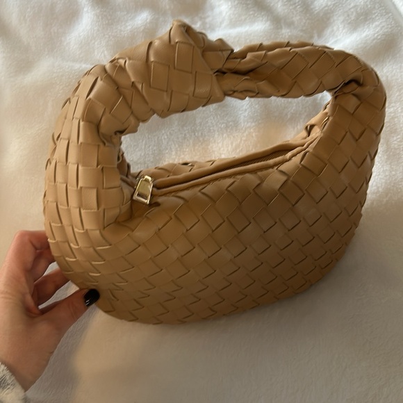 Purse - Picture 3 of 4